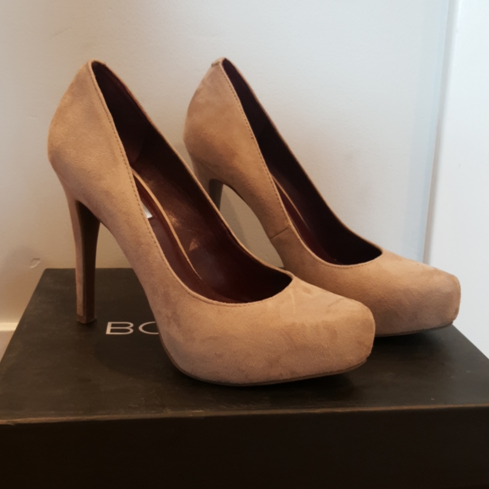 BCBGeneration Parade Pumps